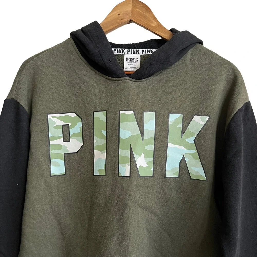 Victoria’s Secret PINK Camo Cropped Hoodie - Picture 4 of 8